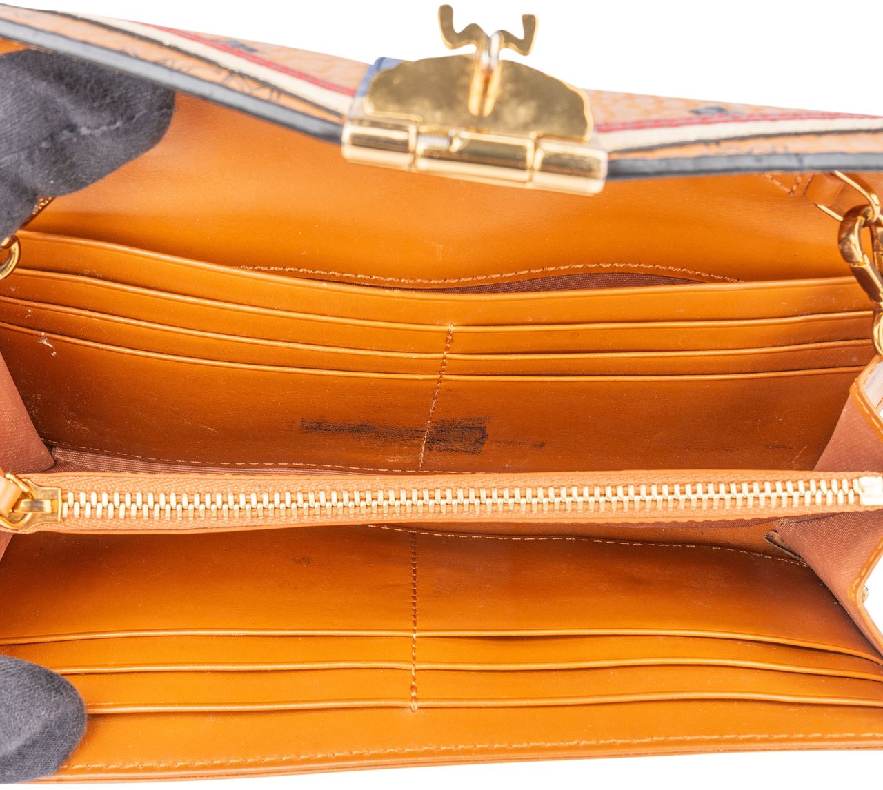 MCM MCM Visetos Union Jack Tracy Wallet On Chain Crossbody Bag Bruin