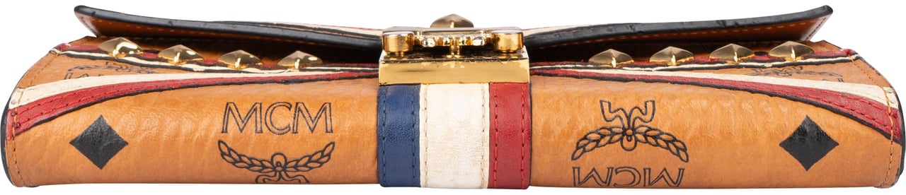 MCM MCM Visetos Union Jack Tracy Wallet On Chain Crossbody Bag Bruin