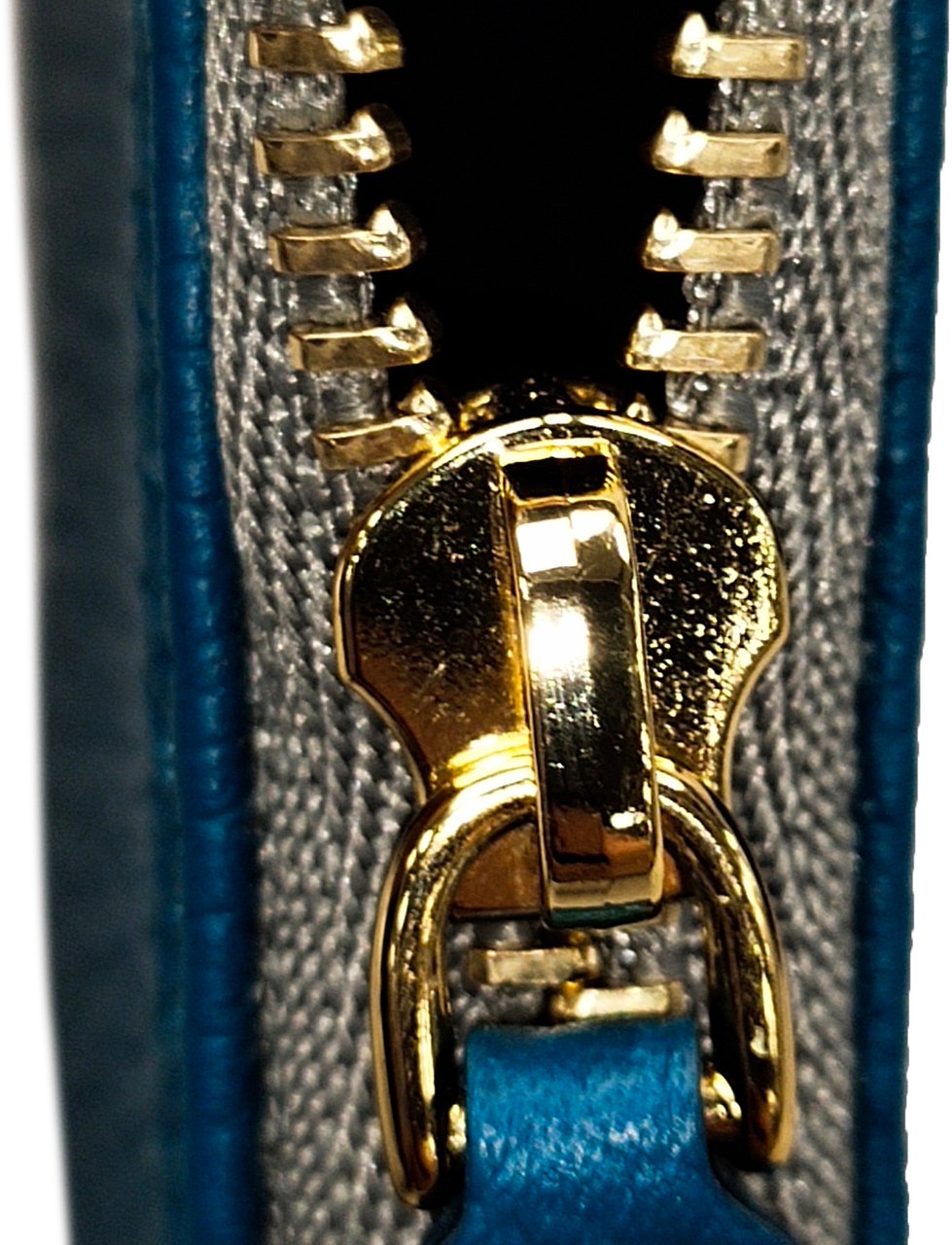 MCM Leather Visetos Coin Pouch Blauw