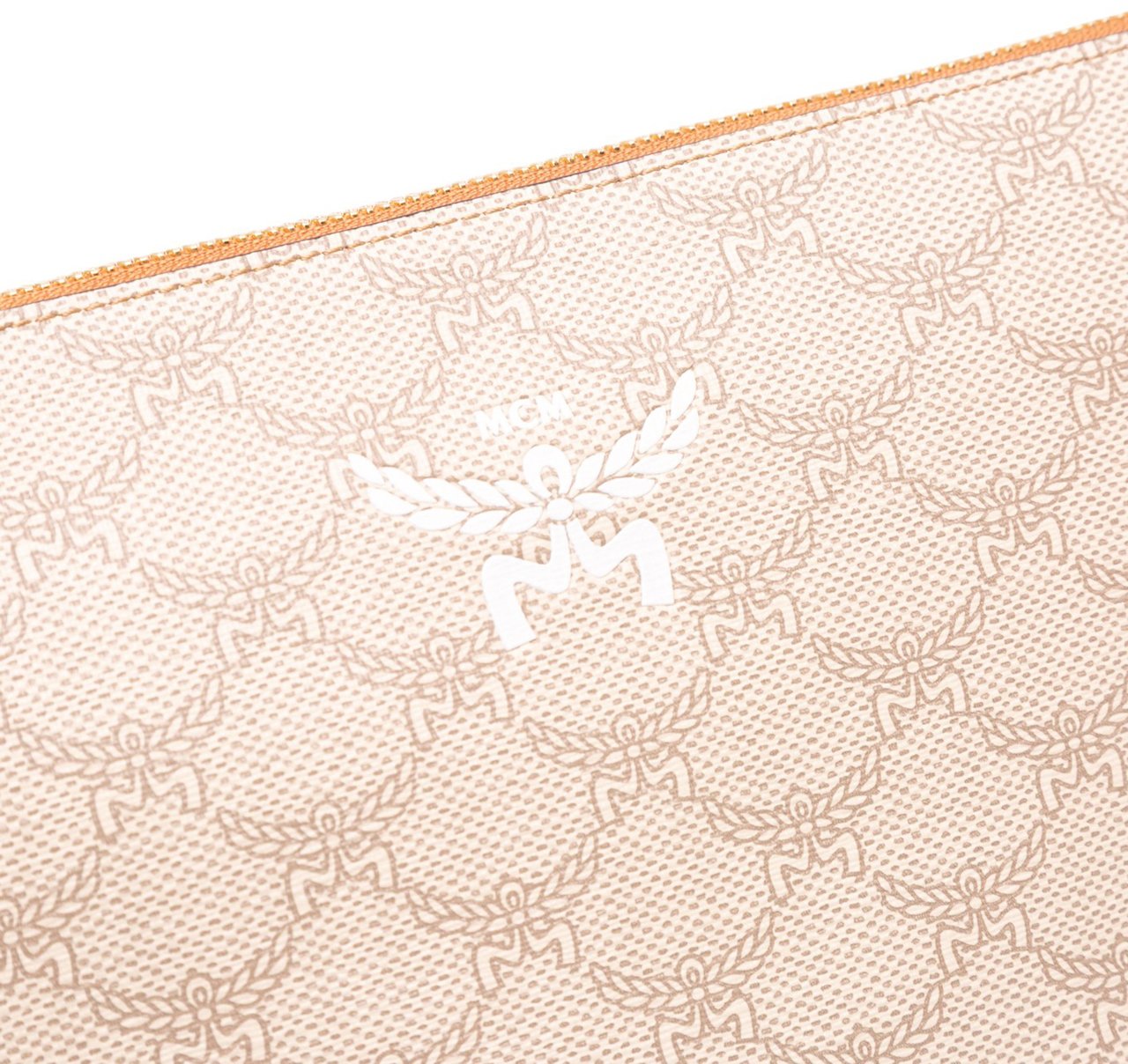 MCM Medium Lauretos Coated Canvas Himmel Wristlet Zip Pouch Bruin