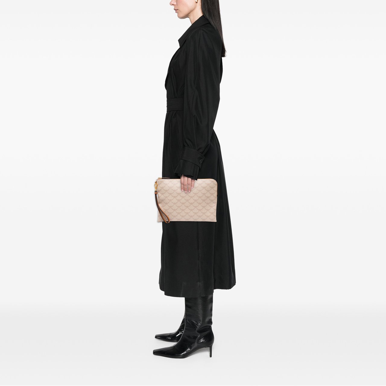 MCM Medium Lauretos Coated Canvas Himmel Wristlet Zip Pouch Bruin