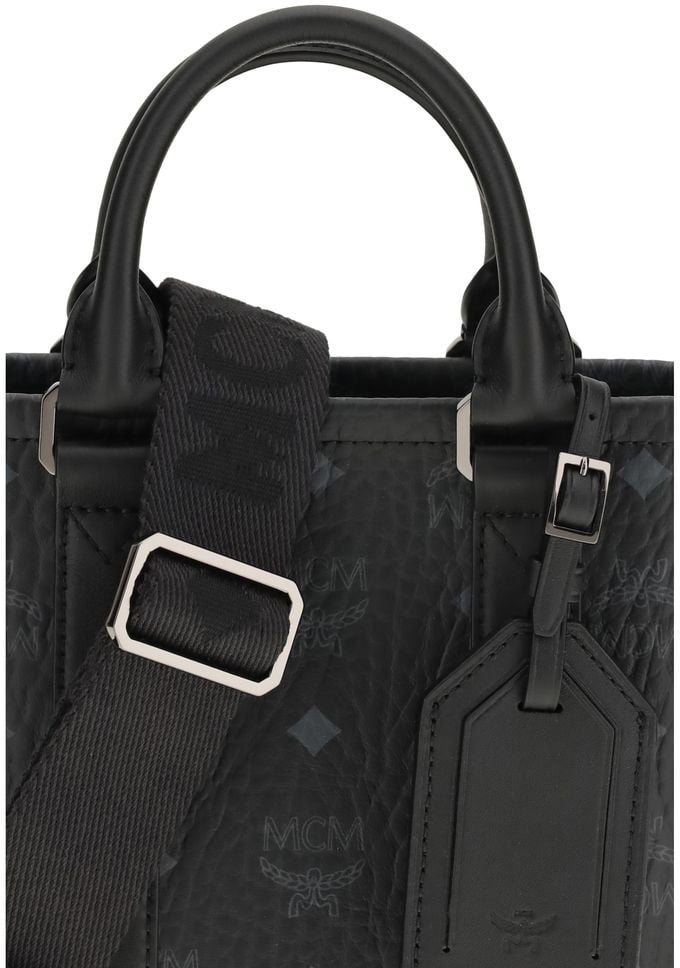 MCM MCM Black Fabric Shoulder Bag Zwart