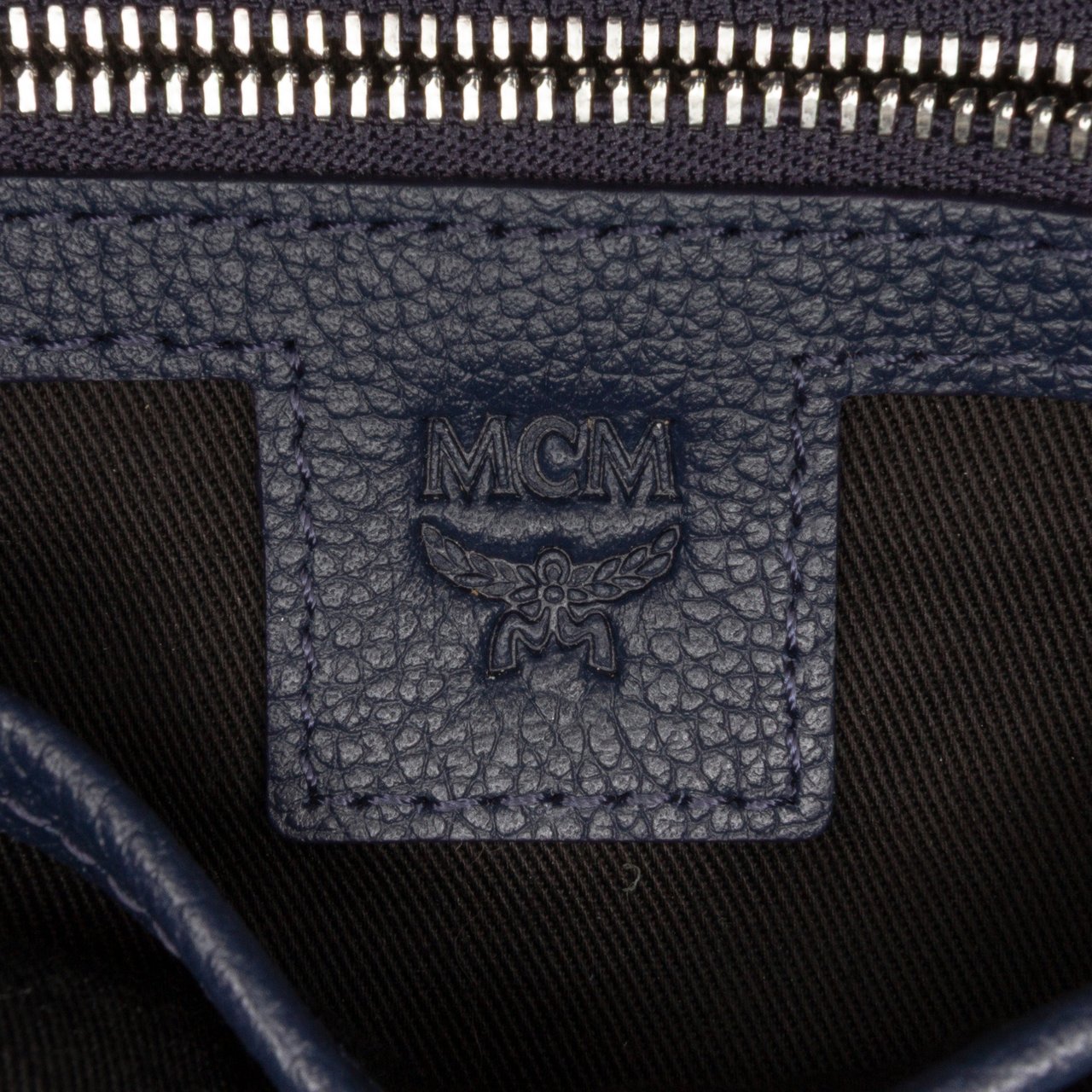 MCM Small Grained Calfskin Camouflage Aren Tote Blauw