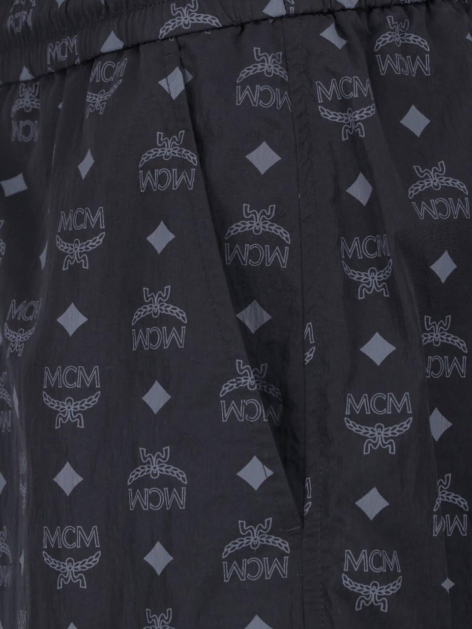 MCM Black Fabric Logo Swim Shorts Zwart