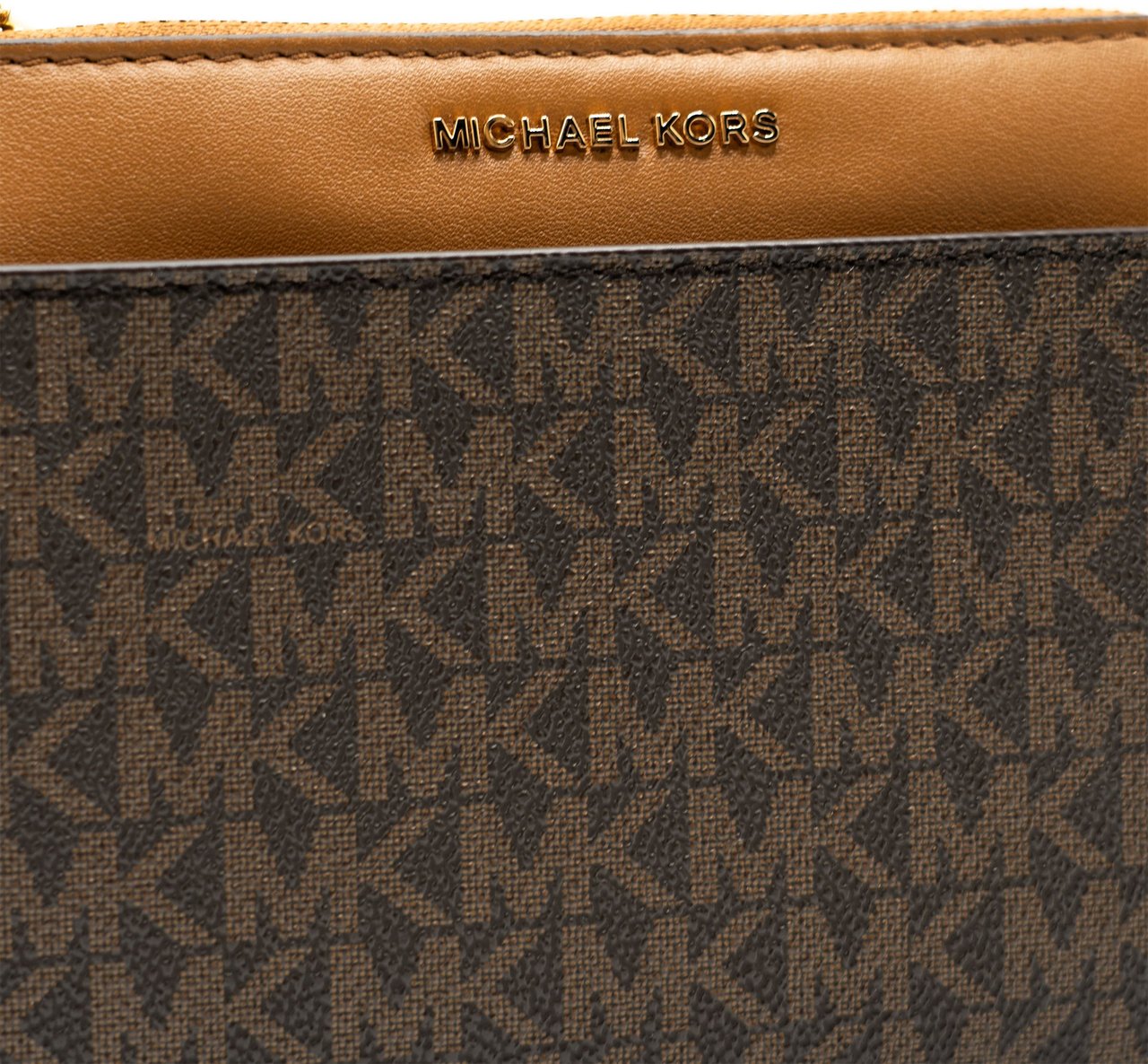 Michael Kors Medium Wristlet Schoudertas Wit