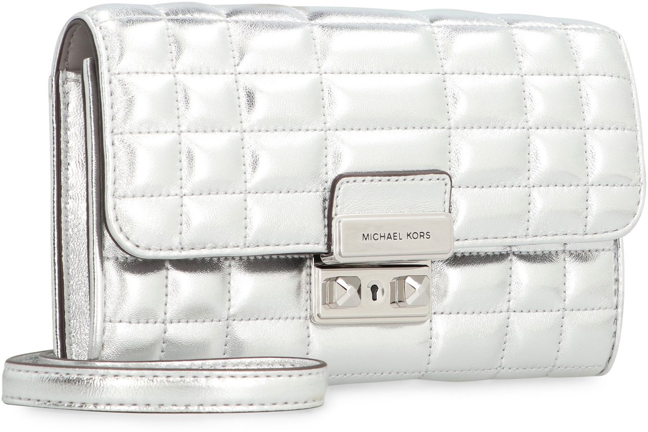 Michael Kors Tribeca leather wallet on chain Zilver