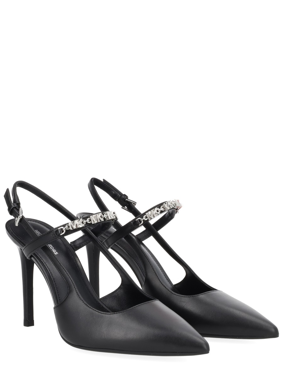 Michael Kors Dina Flex Pointed Toe Slingback Pumps Zwart