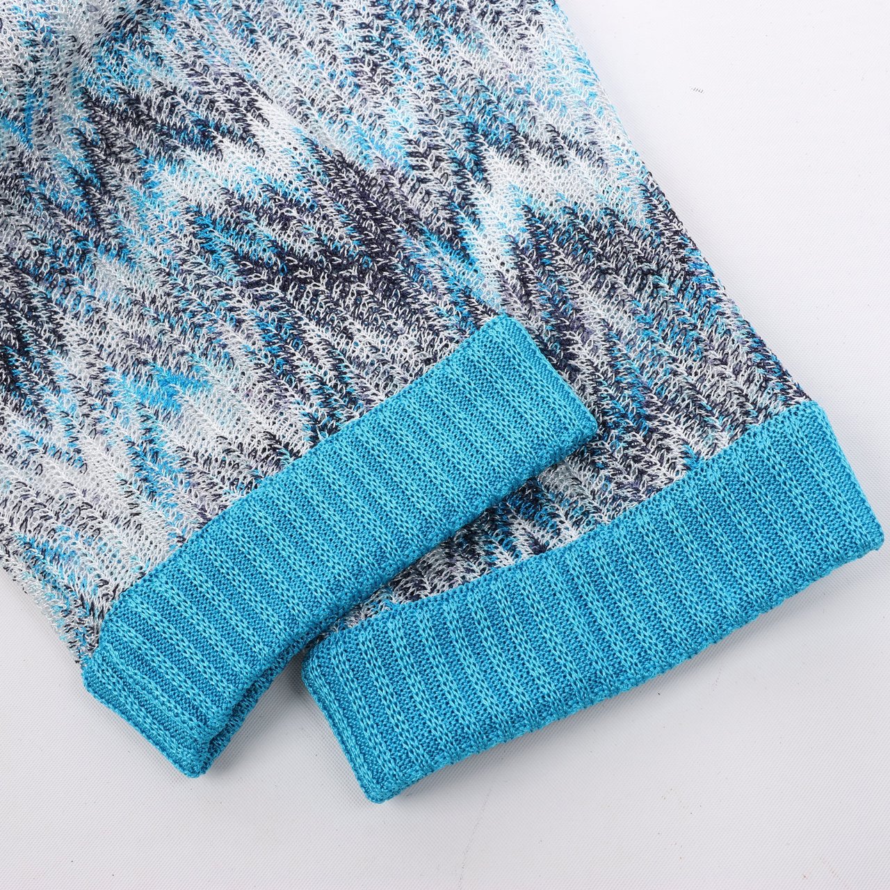 Missoni Crochet-Knit Cardigan in Blue, Size 40 IT Blauw