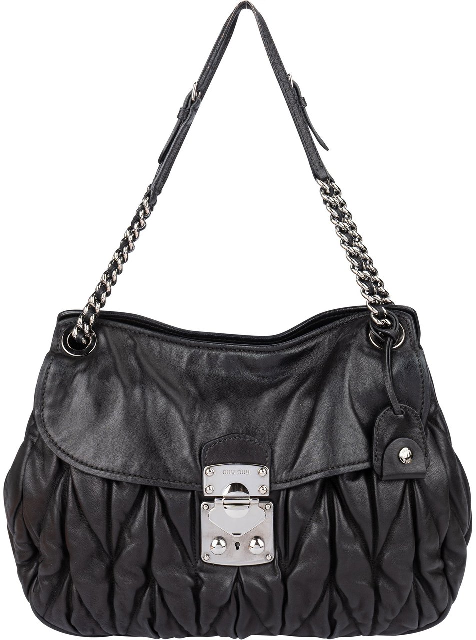 Miu Miu Miu Miu Matelassé Quilted Leather Shoulder Bag Zwart