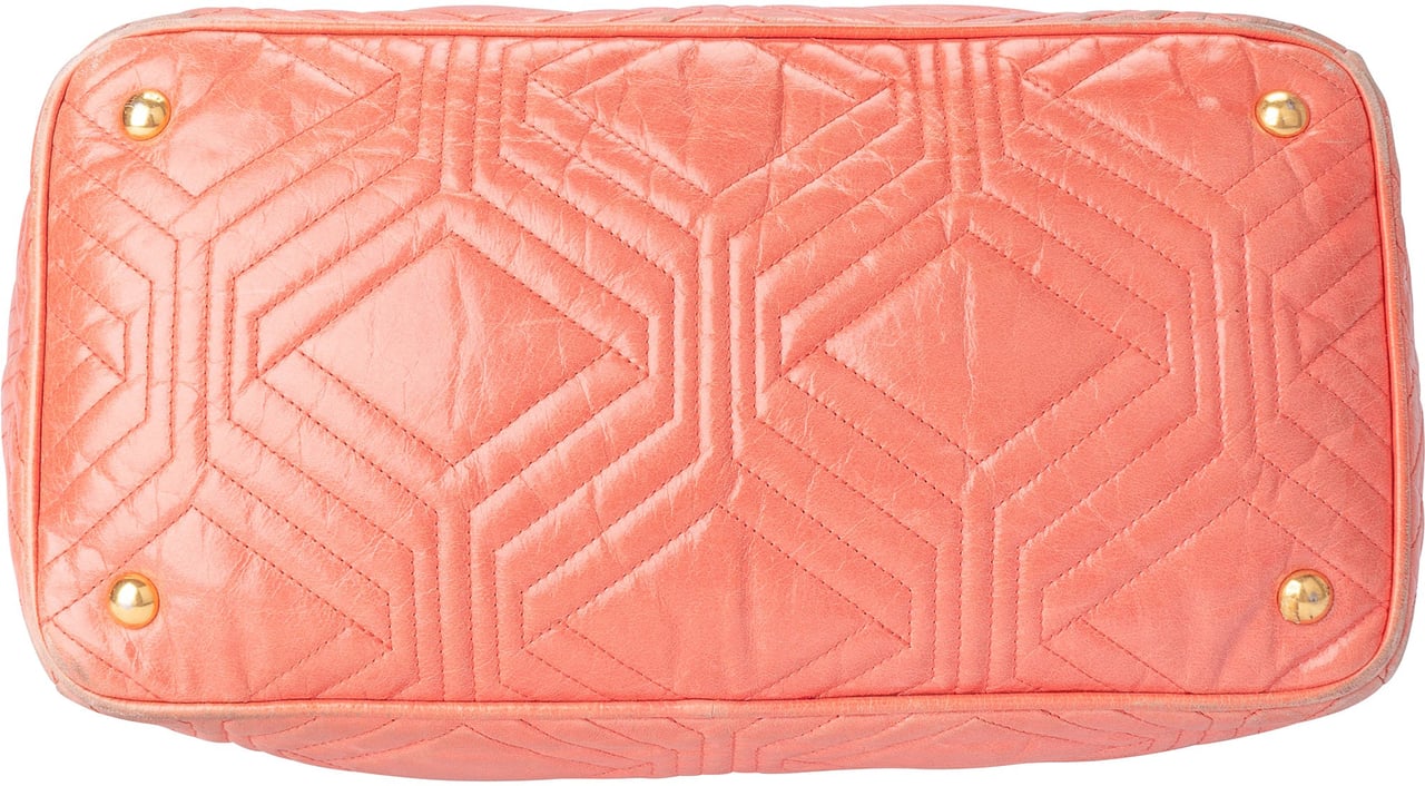 Miu Miu Miu Miu Quilted Leather City Handbag Divers
