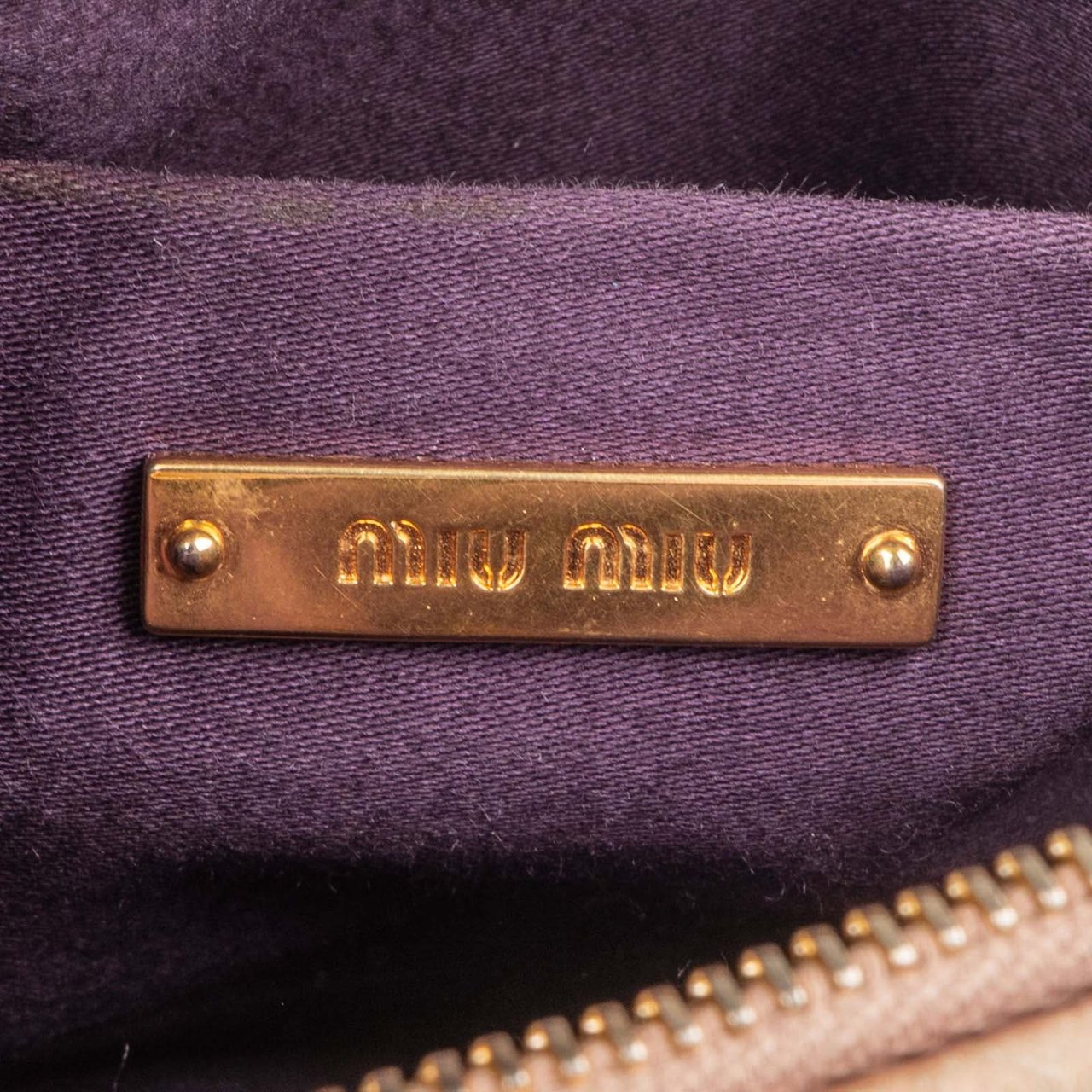 Miu Miu Matelassé Nappa Leather Padlock Shoulder Bag Roze