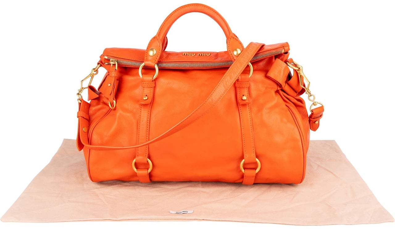 Miu Miu Miu Miu Vitello Lux Leather City Handbag Oranje