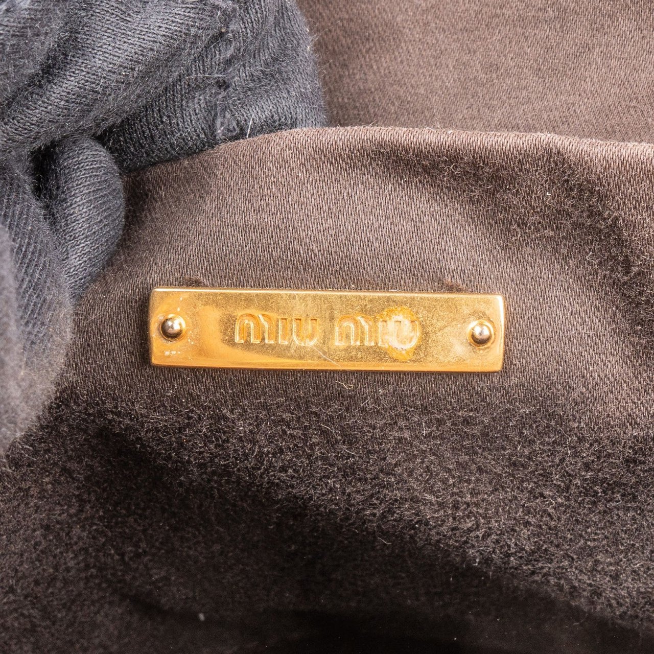 Miu Miu Miu Miu Vitello Lux City Handbag Beige