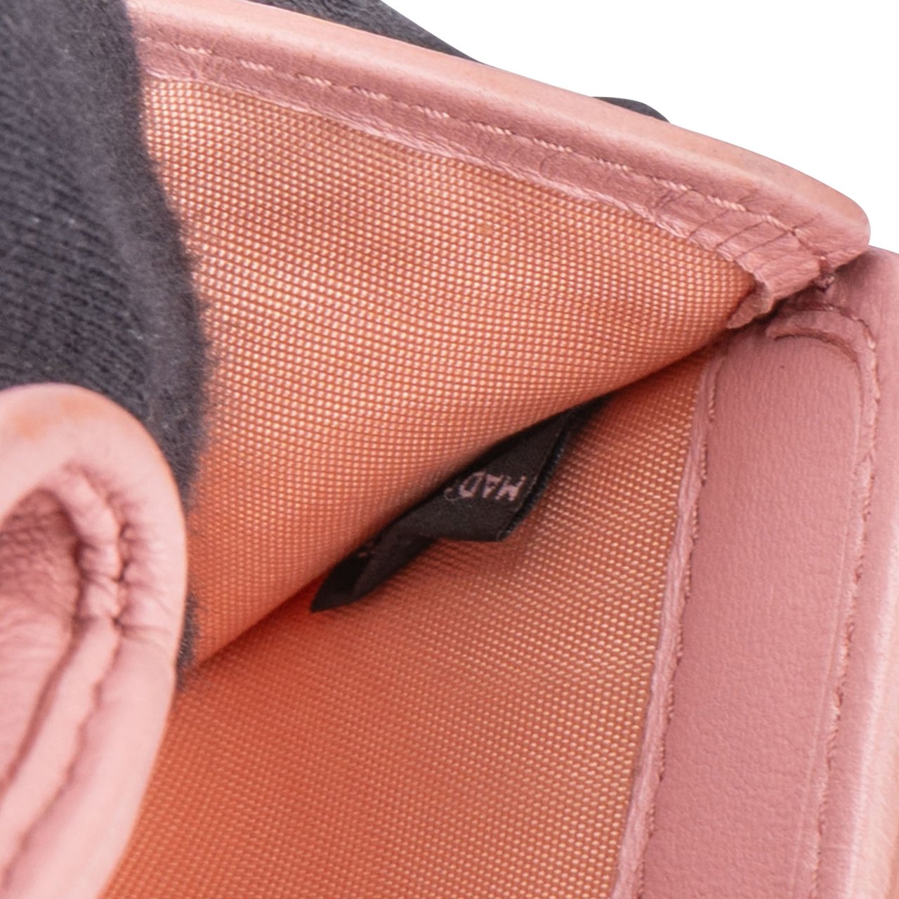 Miu Miu Miu Miu Quilted Leather Crystal Wallet Roze