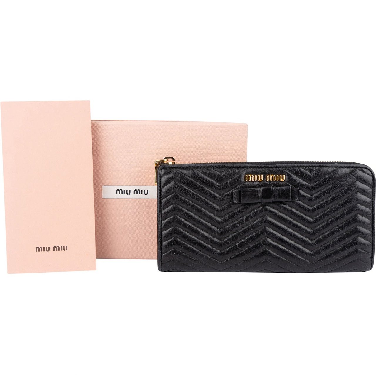 Miu Miu Miu Miu Matelassé Leather Bow Zip Around Wallet Zwart