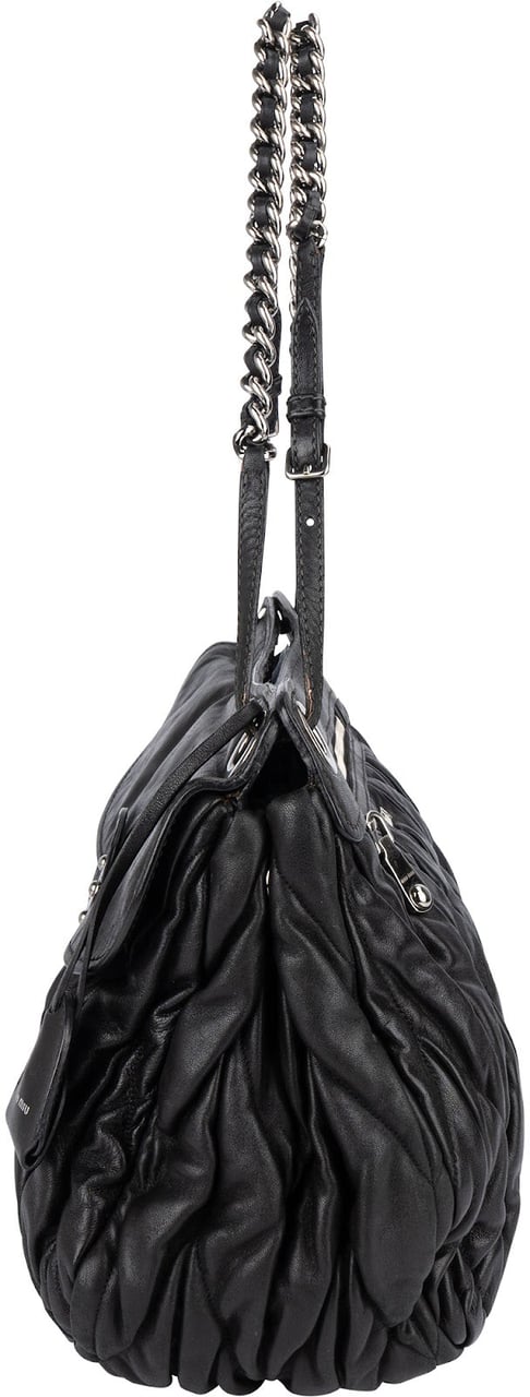 Miu Miu Matelassé Leather Hobo Shoulder Bag Zwart