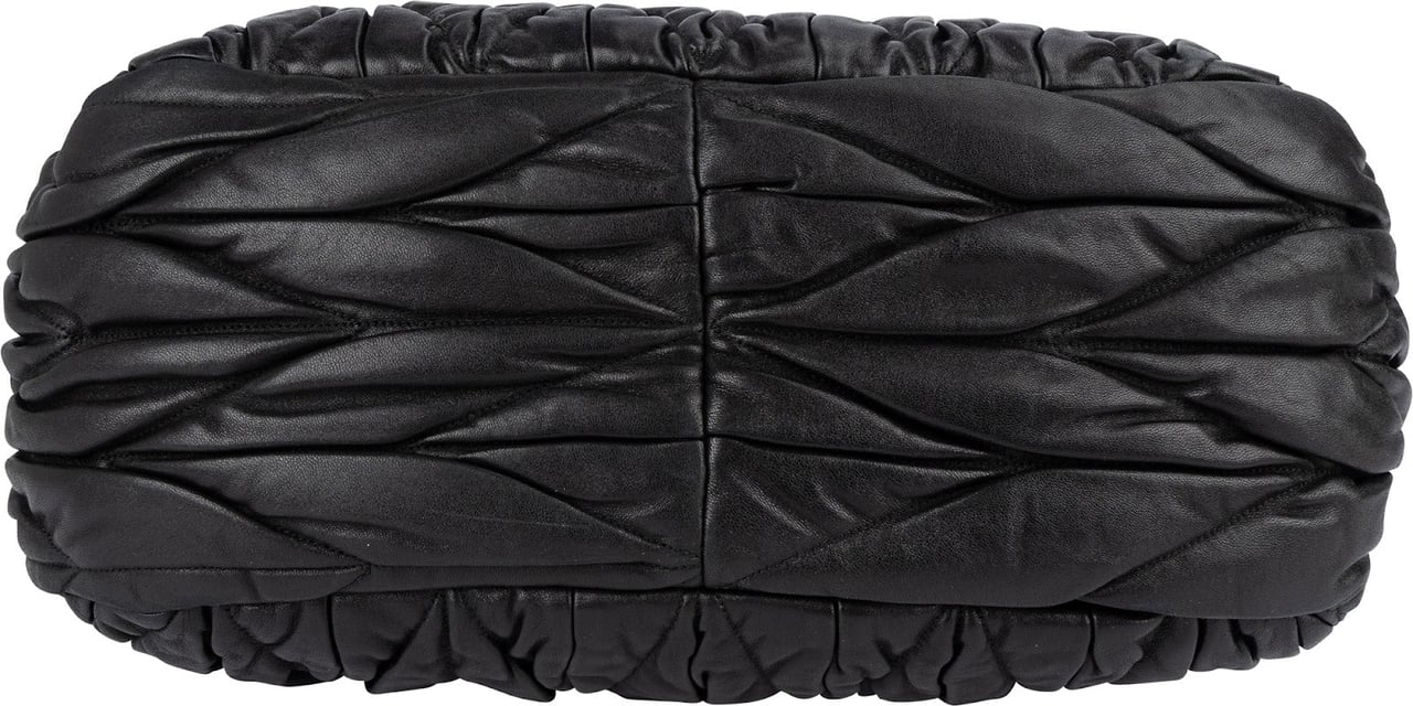 Miu Miu Matelassé Leather Hobo Shoulder Bag Zwart