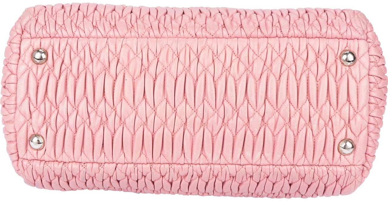 Miu Miu Miu Miu Matelasse Leather Crystal Handbag Divers