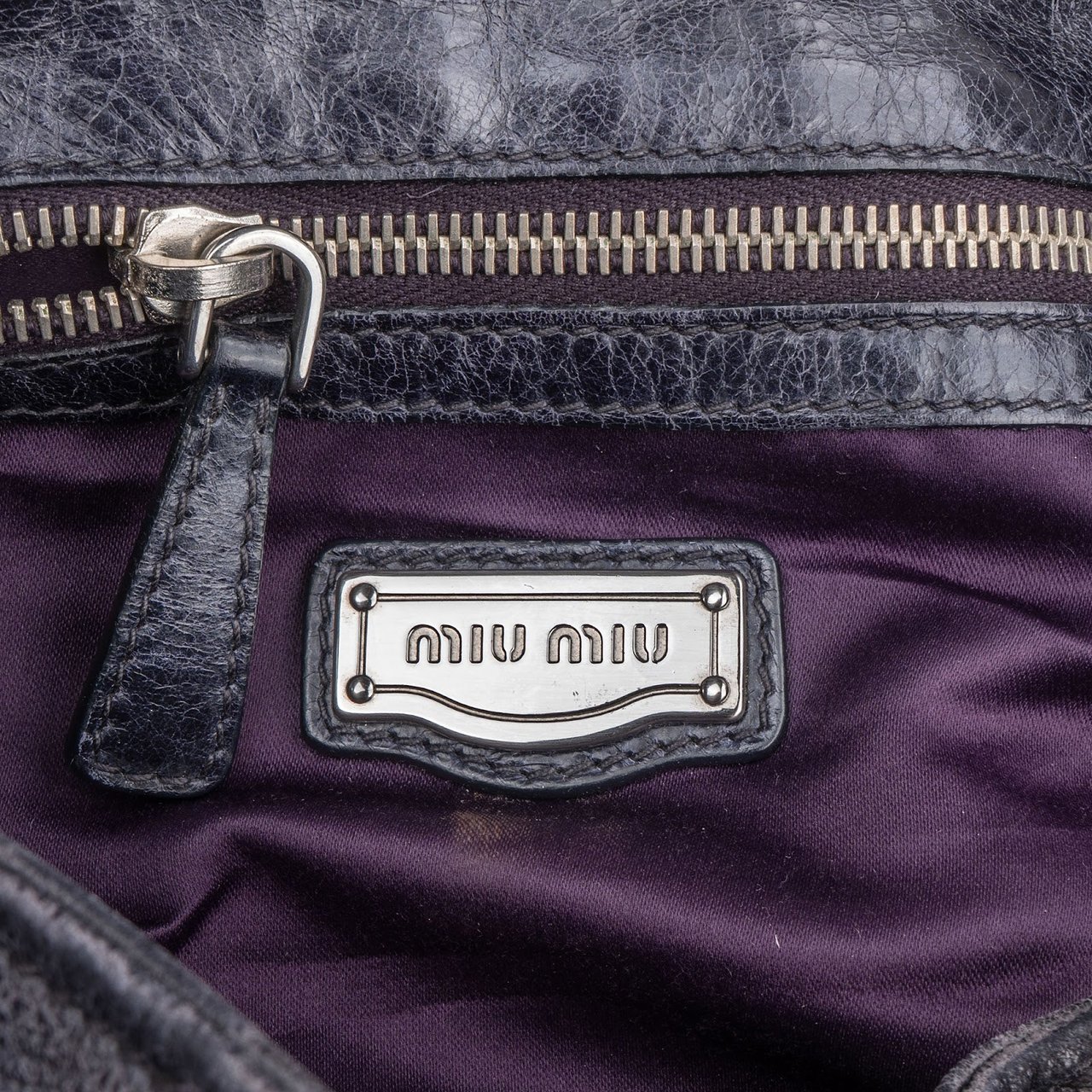 Miu Miu Vitello Lux Coffer Handbag Donkergrijs