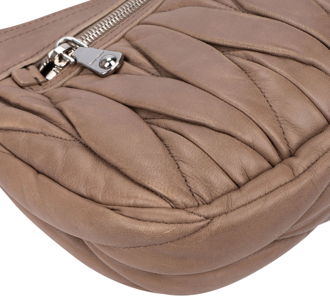 Miu Miu Miu Miu Matelasse Juta Leather Flap Crossbody Bag Divers
