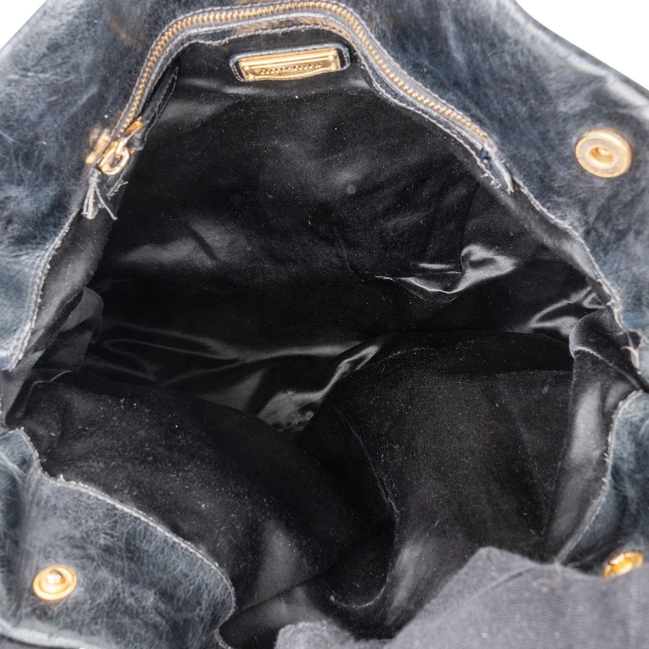 Miu Miu Vitello Lux Bow Hobo Handbag Zwart
