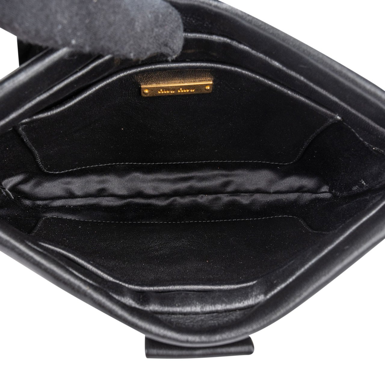 Miu Miu Matelassé Nappa Leather Crossbody Bag Zwart