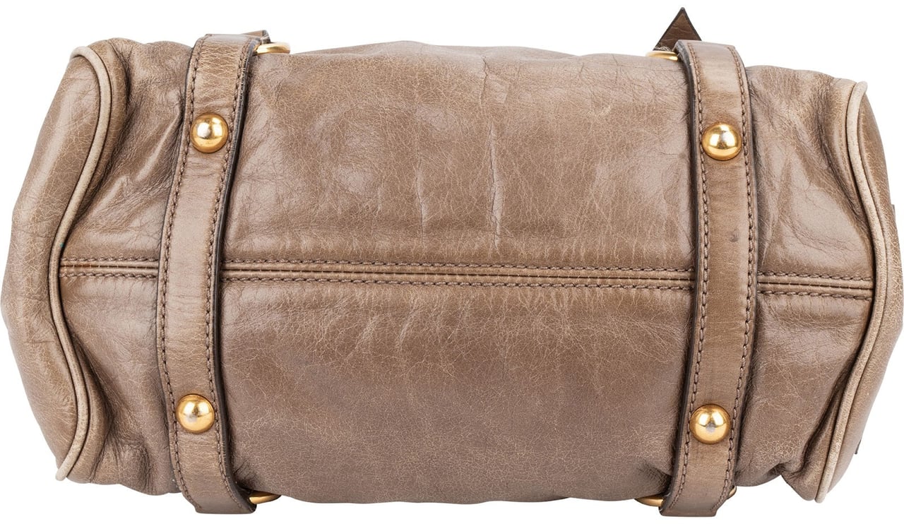 Miu Miu Miu Miu Vitello Lux Bow Small Crossbody Handbag Neutraal