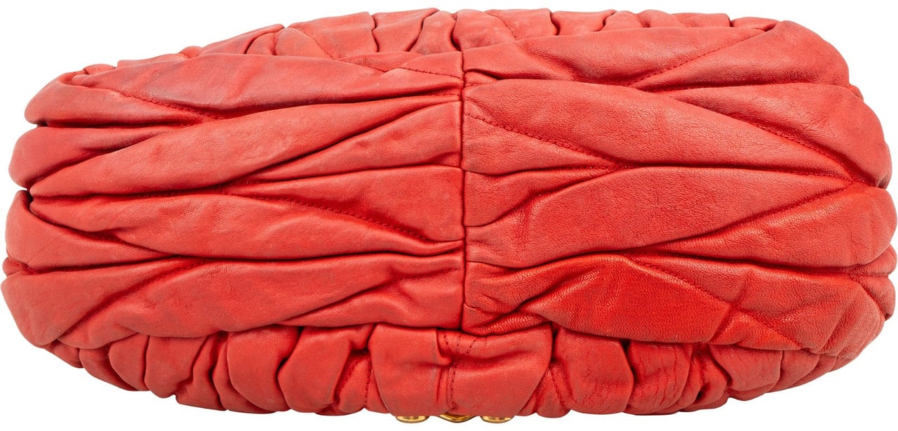 Miu Miu Miu Miu Matelassé Leather Coffer Handbag Rood