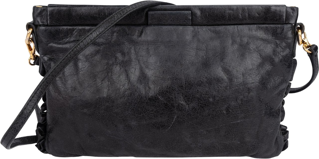 Miu Miu Nappa Leather Ruffle Clutch Crossbody Bag Zwart