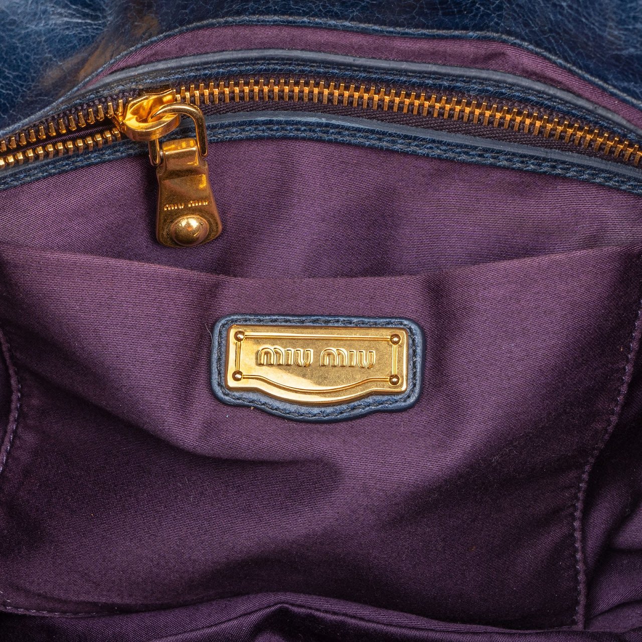 Miu Miu Matelassé Vitello Leather City Handbag Blauw