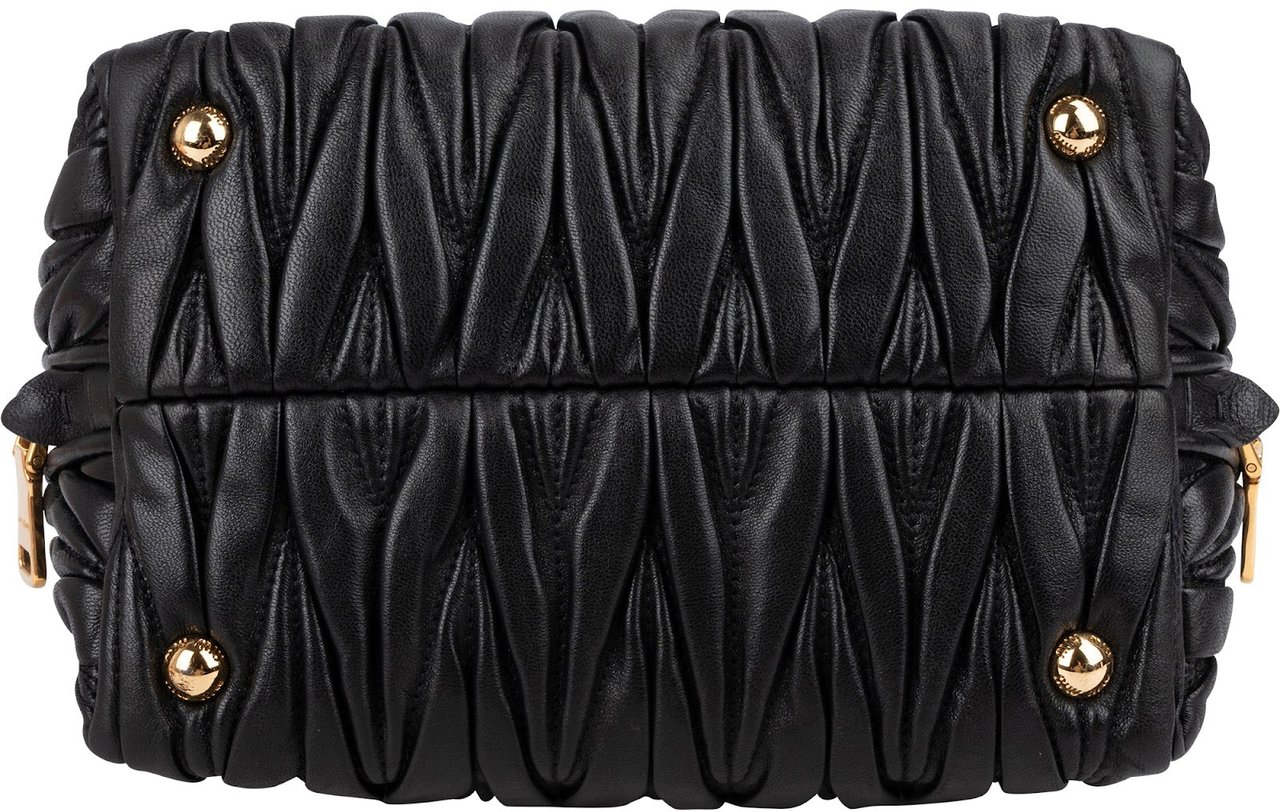 Miu Miu Black Matelassé Nappa Leather Handbag Zwart