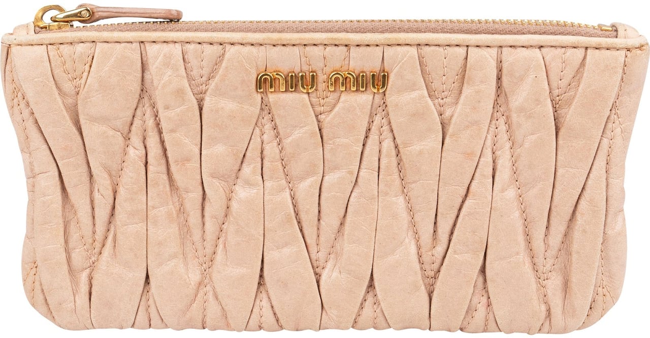 Miu Miu Matelassé Nappa Leather Zip Wallet Roze