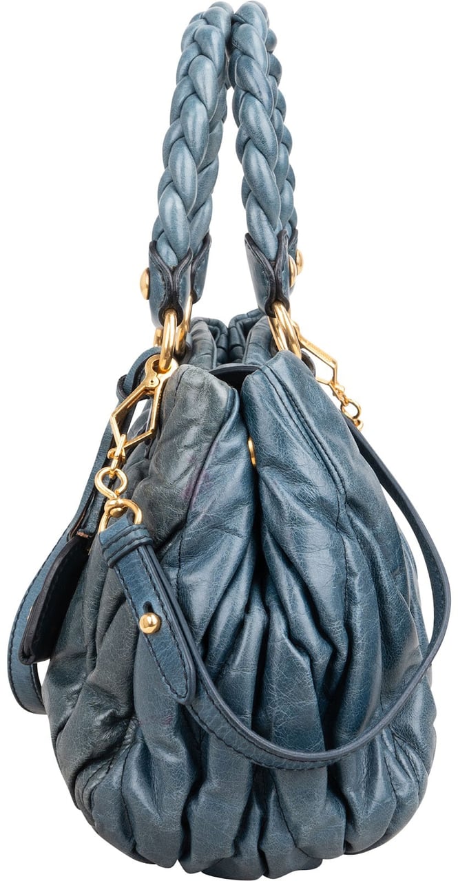 Miu Miu Blue Leather Vitello Lux Pleated Handbag Blauw