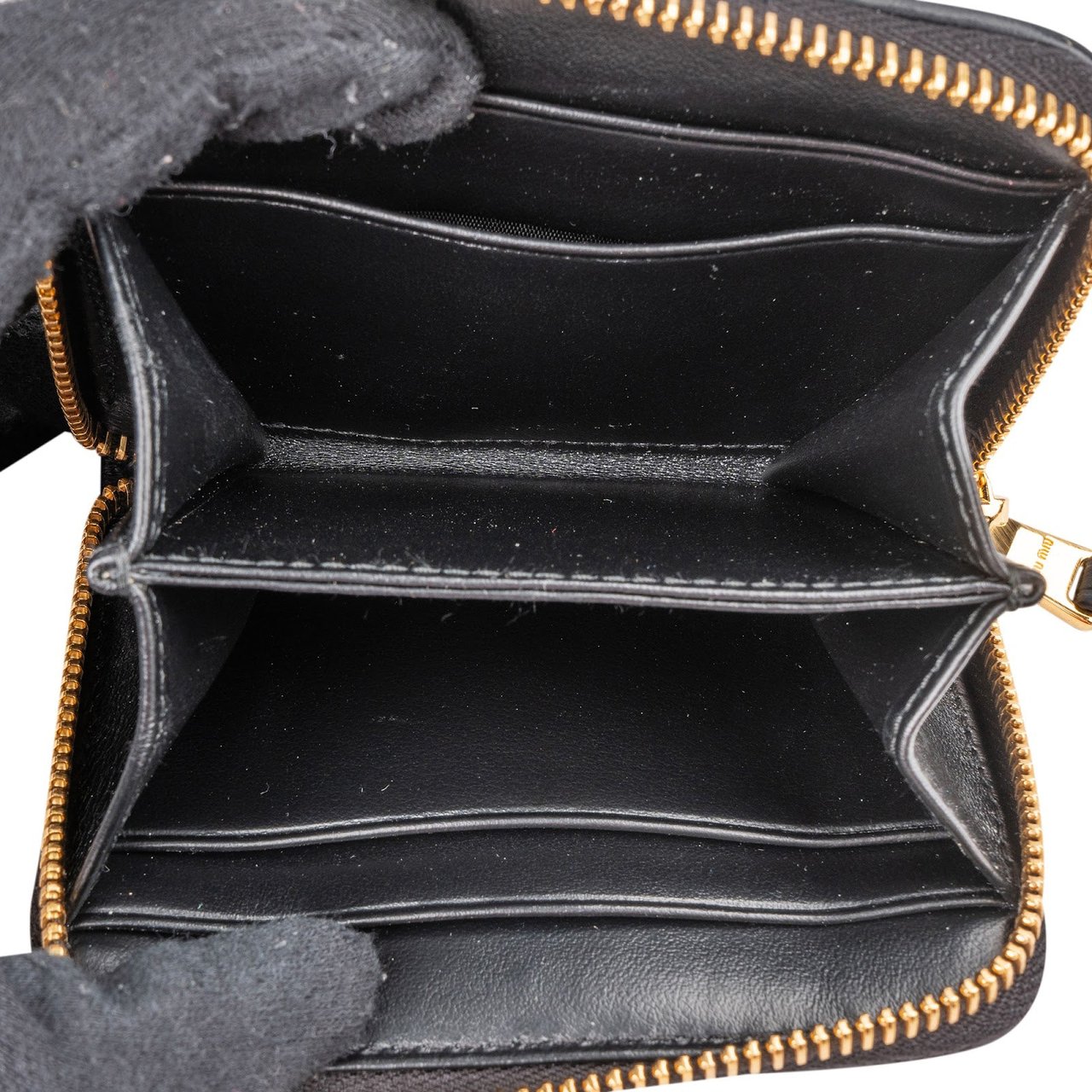 Miu Miu Matelassé Leather Biker Zip Around Coin Wallet Zwart