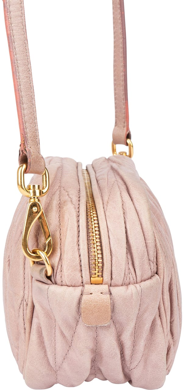 Miu Miu Miu Miu Quilted Leather Mini Crossbody Bag Roze
