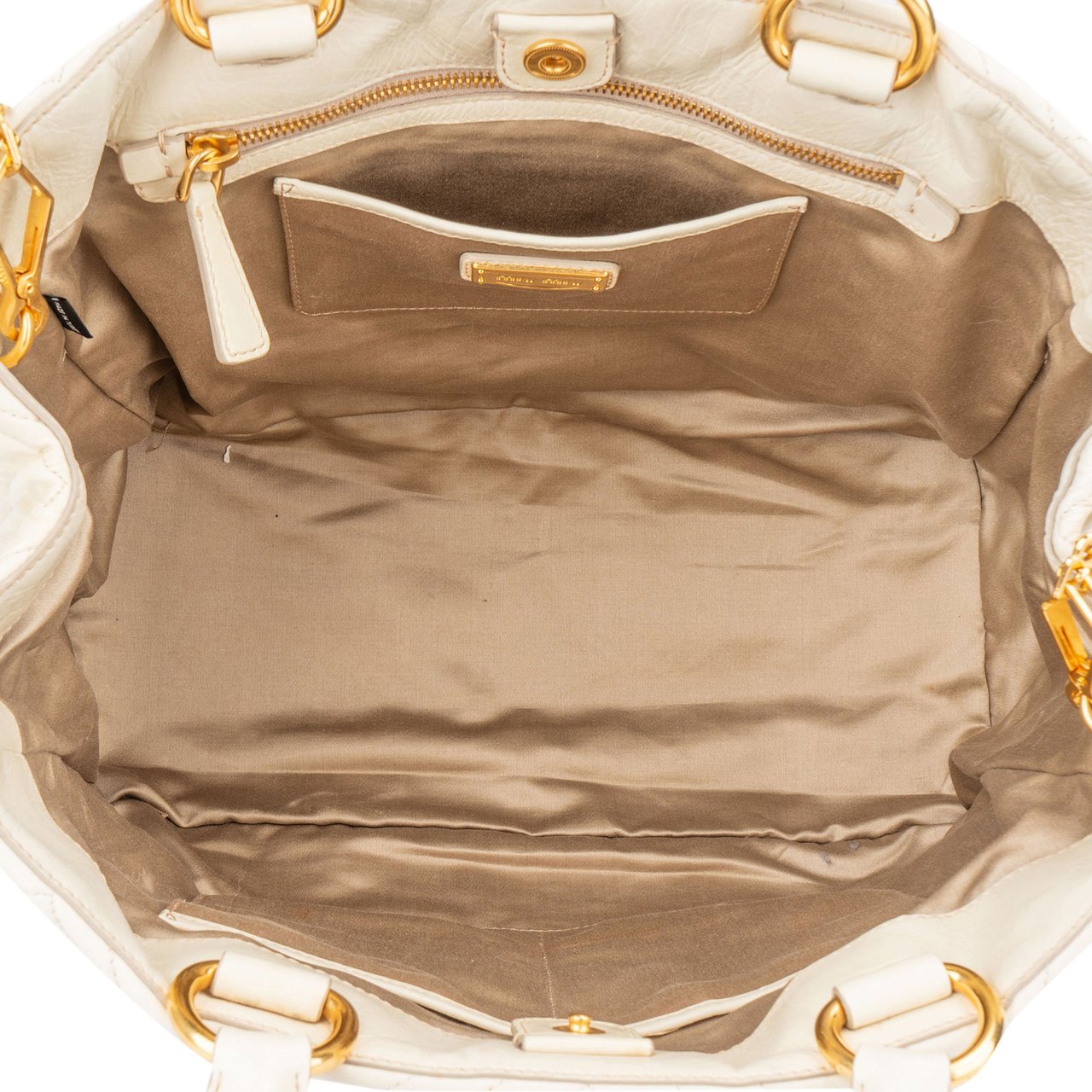 Miu Miu Miu Miu Quilted Leather City Handbag Wit