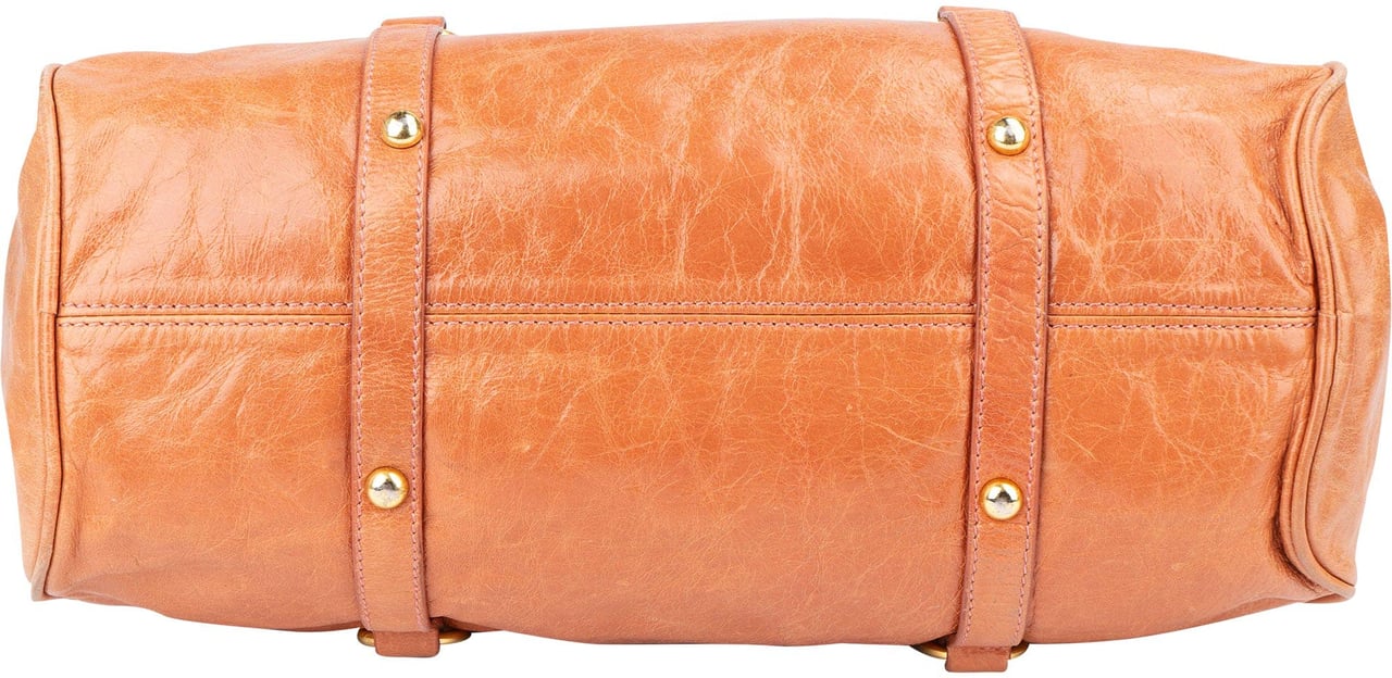 Miu Miu Miu Miu Classic Leather City Handbag Oranje