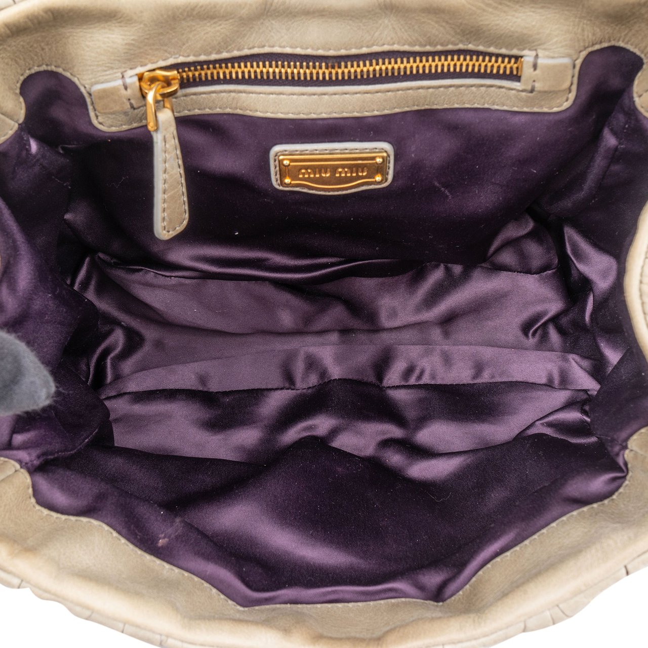 Miu Miu Miu Miu Quilted Leather City Handbag Divers