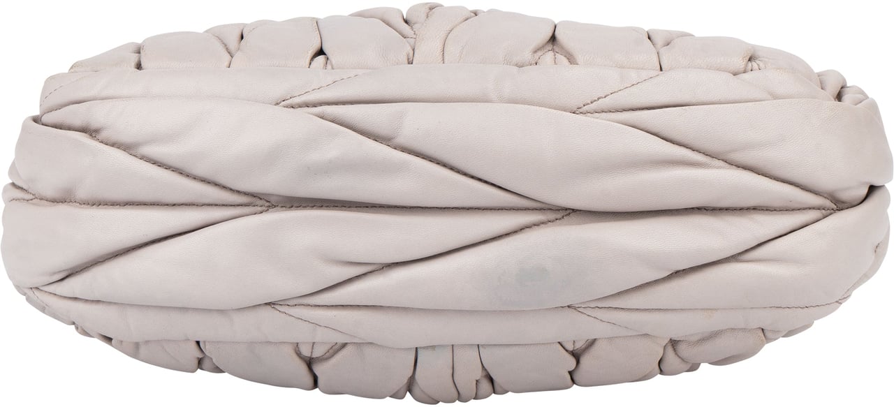 Miu Miu Miu Miu Quilted Leather City Handbag Divers