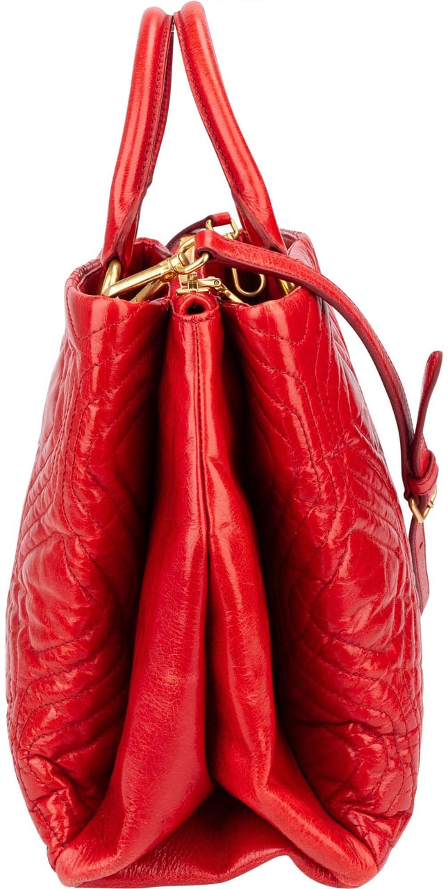 Miu Miu Quilted Leather City Handbag Rood