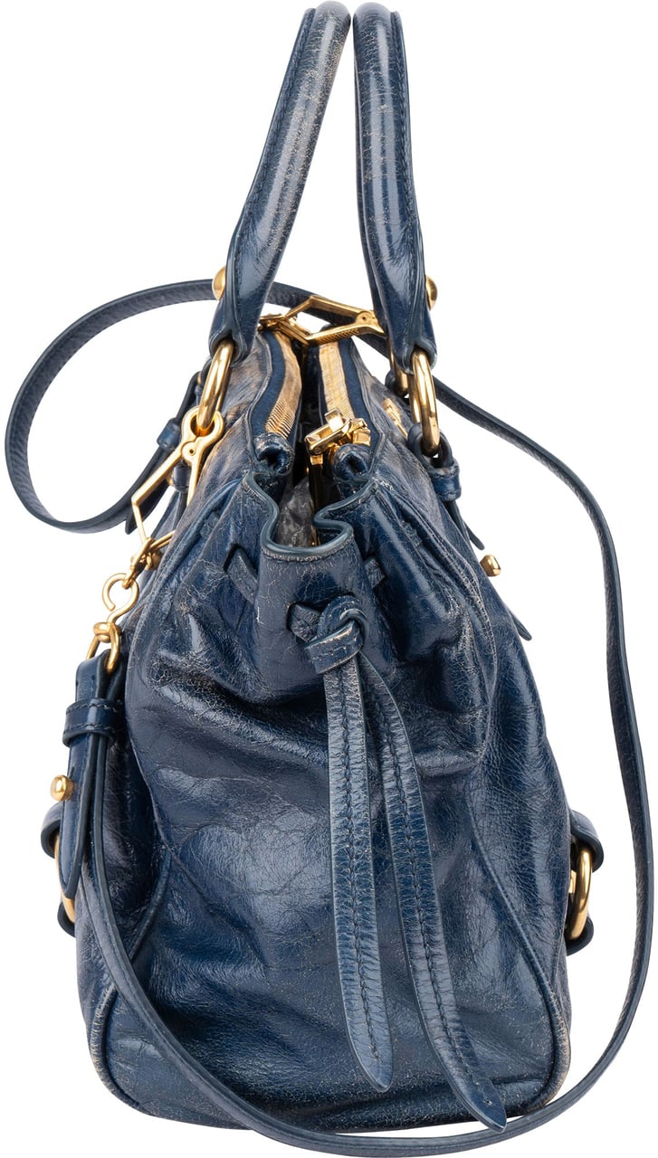 Miu Miu Miu Miu Blue Leather City Handbag Zwart