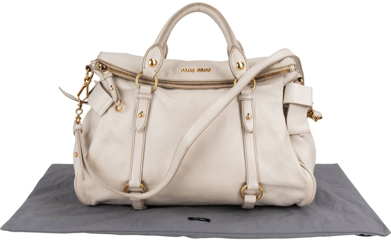 Miu Miu Miu Miu Classic Leather City Handbag Wit