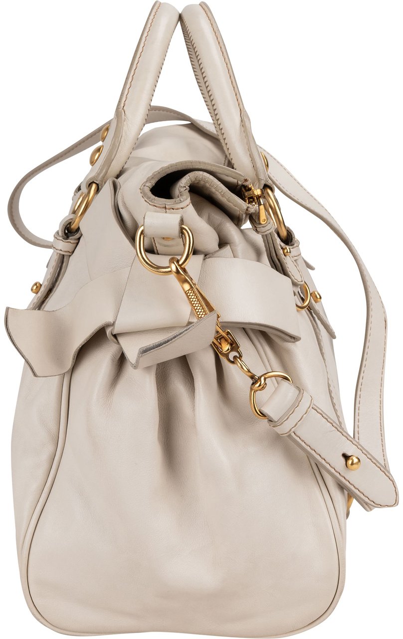 Miu Miu Miu Miu Classic Leather City Handbag Wit