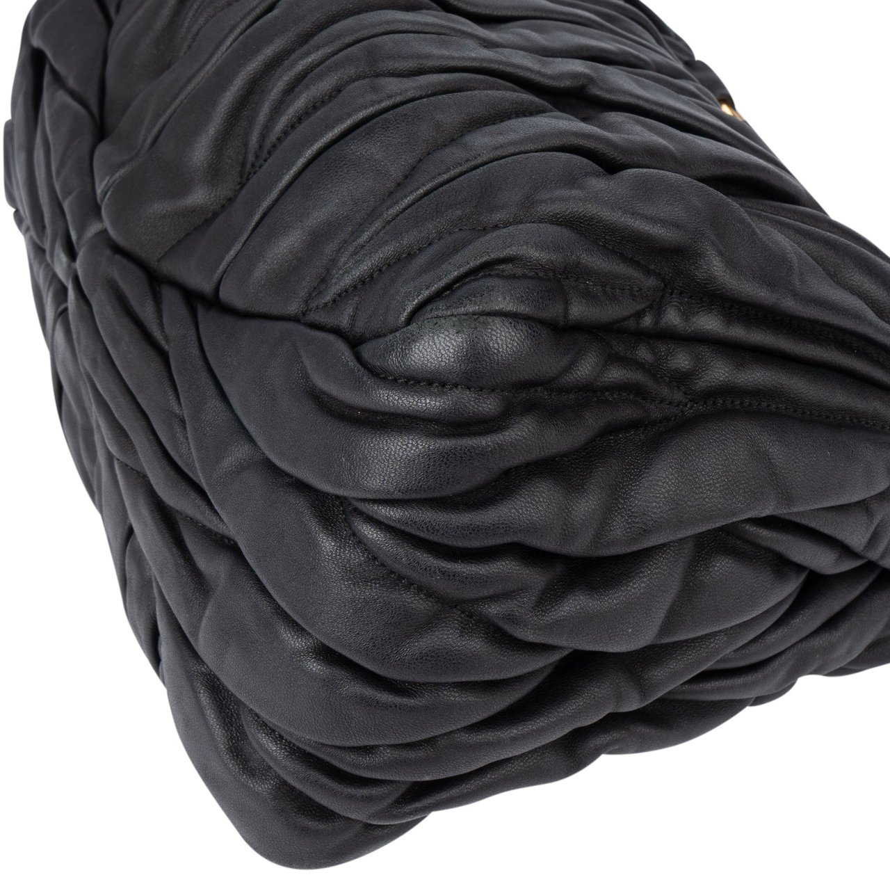 Miu Miu Miu Miu Quilted Leather City Handbag Zwart