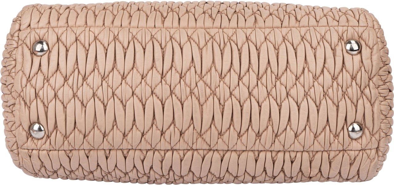 Miu Miu Miu Miu Quilted Leather Crystal Handbag Rood