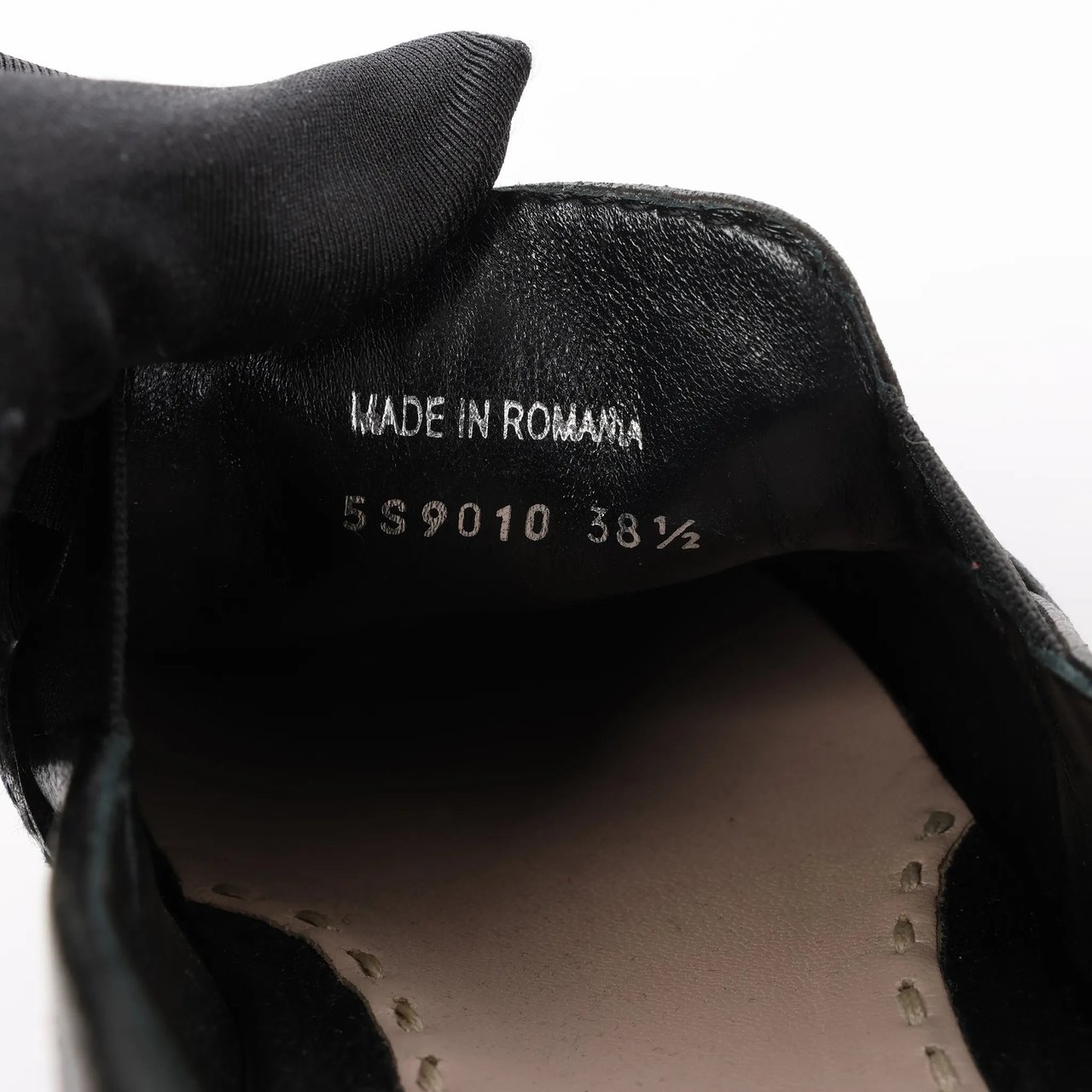 Miu Miu Miu Miu Leather Slip-on in Black 5S9010, Size 38.5 EU Divers