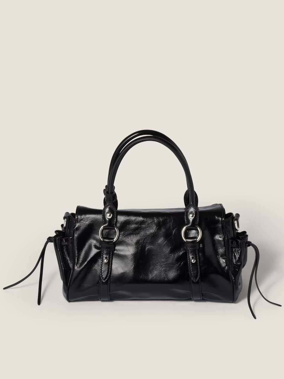 Miu Miu Black Patent Leather Drawstring Shoulder Bag Zwart