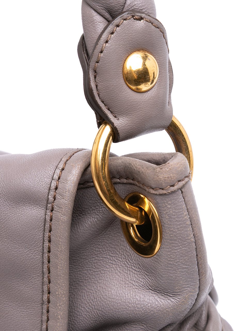 Miu Miu Matelasse Nappa Coffer Satchel Grijs