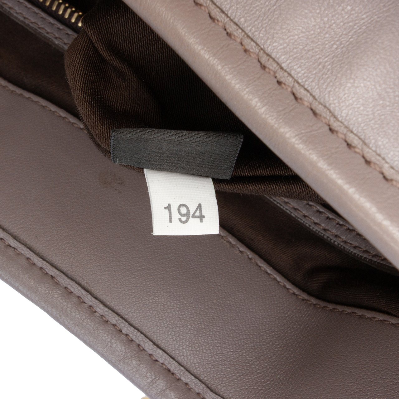 Miu Miu Matelasse Nappa Coffer Satchel Grijs