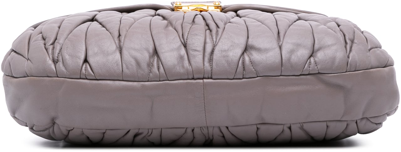 Miu Miu Matelasse Nappa Coffer Satchel Grijs